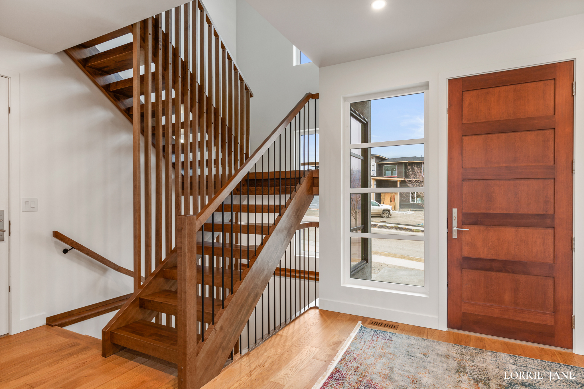 Check out this custom designed staircase by 7 Points Millworks.  Tobiano living ...

#carpentry#woodworking #shop #modern #wood #finish #carpentry #house #home #steps #stair #oneofakind #customcabinets#customwoodwork #design #homedesign #realestate  #picoftheday #photooftheday #instadaily #instalike #interiorphotography #luxury #luxuryhomes #firstimpression #kamloopsphotographer @dailyviewkamloops #kamloopsviews #chbabc  #canadianhomebuildersassociation
#canadianhomebuilders #architecturalmillwork #architecturalwoodwork
